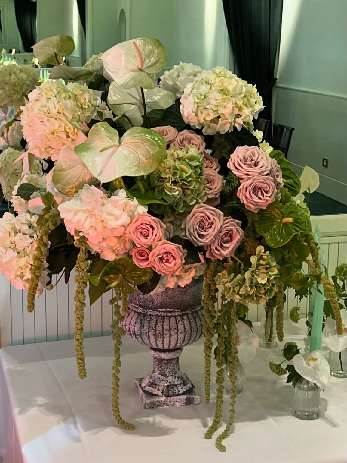 FLOWER DECOR: Plantas artificiales para espacios con poca luz